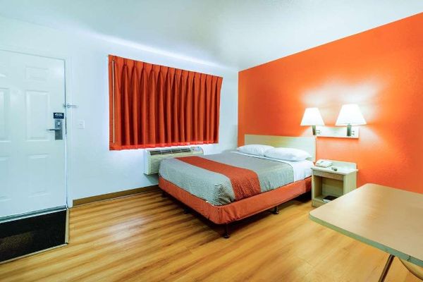 MOTEL 6 KELSO - MT ST HELENS (Kelso)